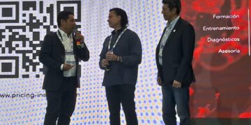 José Mirabal comparte su experiencia en estrategias de precios ante más de mil empresarios en Monterrey